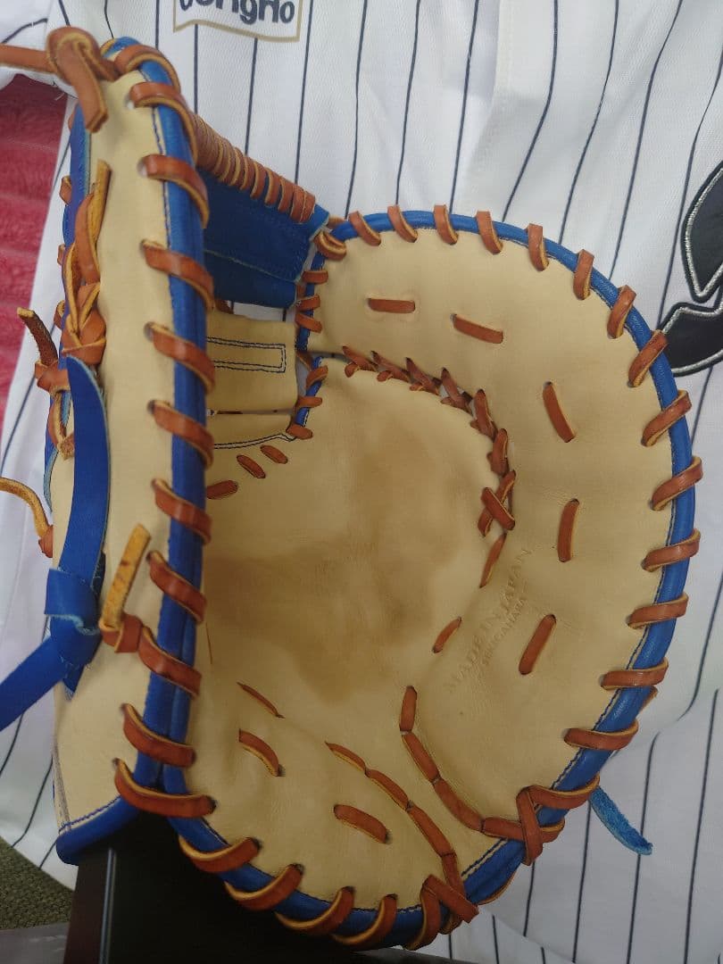 T*君様 NPB ラグデリオン プロ野球選手支給品硬式 グラブ、ミット2点セット