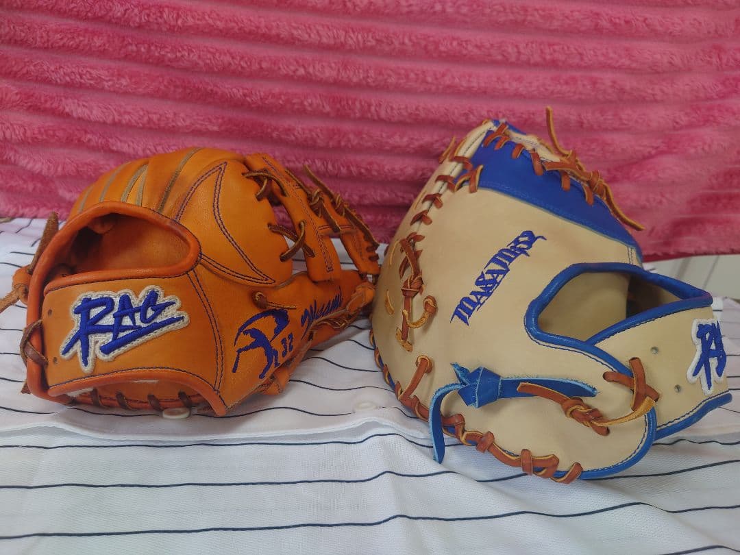 T*君様 NPB ラグデリオン プロ野球選手支給品硬式 グラブ、ミット2点セット
