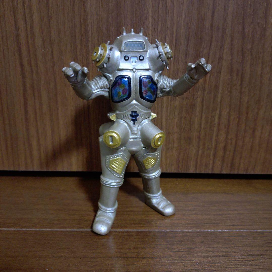 バンダイBANDAIアルティメットルミナス光るキングジョーウルトラセブン