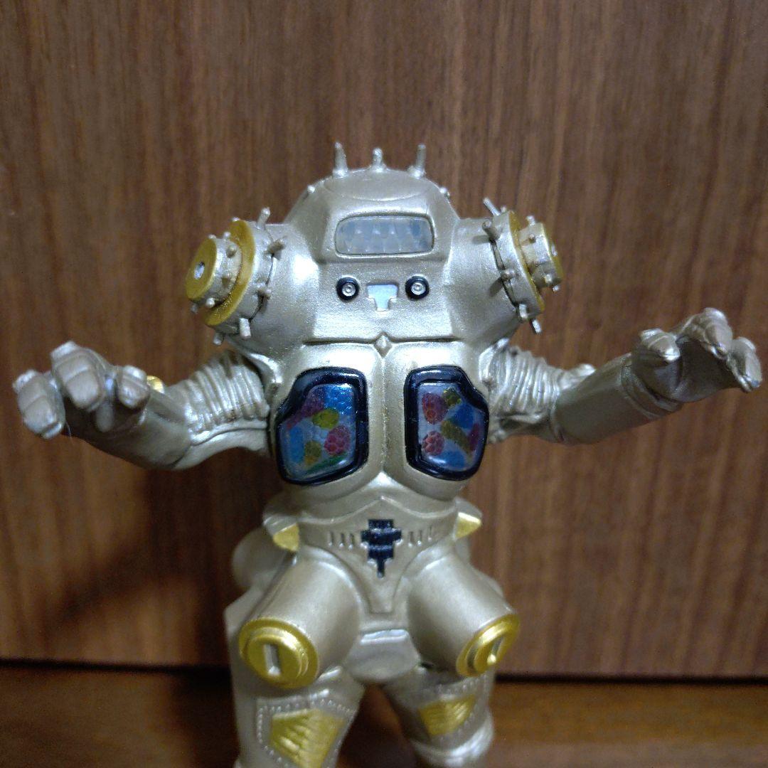 バンダイBANDAIアルティメットルミナス光るキングジョーウルトラセブン