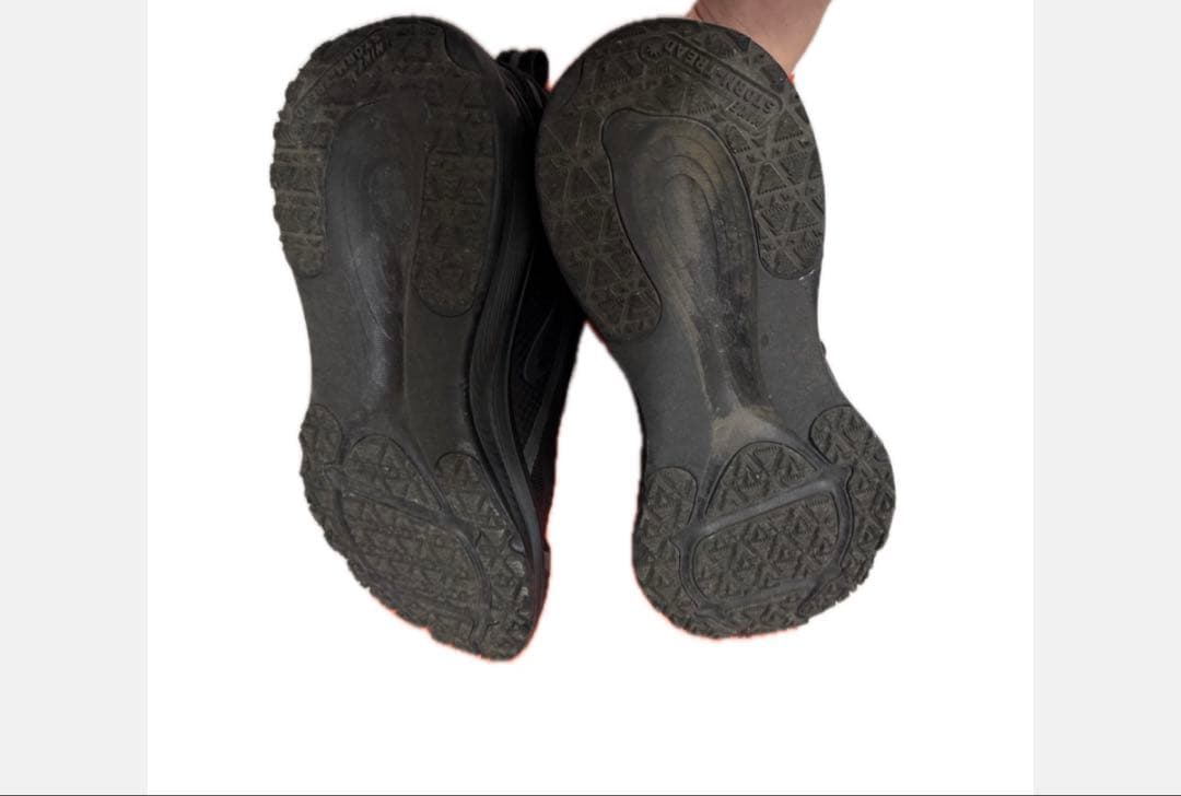 ナイキ　ズーム ボメロ 18 GORE-TEX　27cm