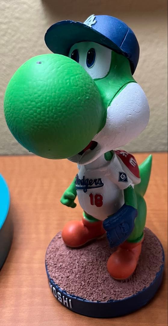 【非売品・新品未開封】ドジャース Yoshi ×ヨッシー ボブルヘッド