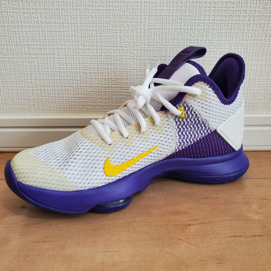 [未使用品] NIKE LEBRON WITNESS 4 ナイキレブロン26cm