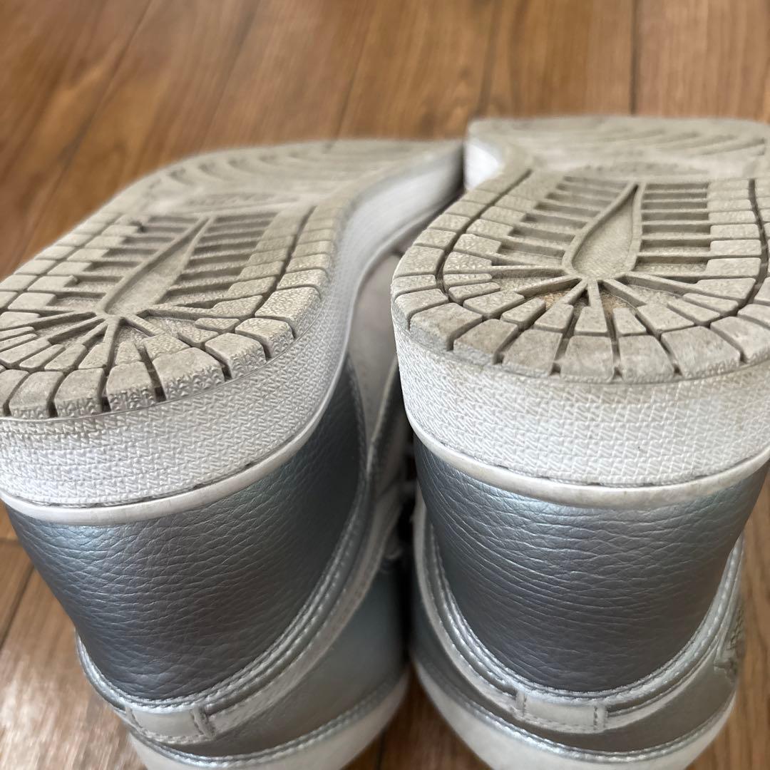 Nike Air Jordan 1 シルバー/ホワイト ハイカット