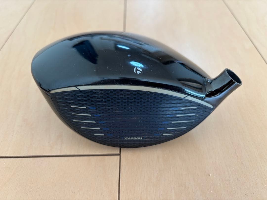 Qi10 10.5度ドライバー （シャフト、ヘッドカバー付き〕