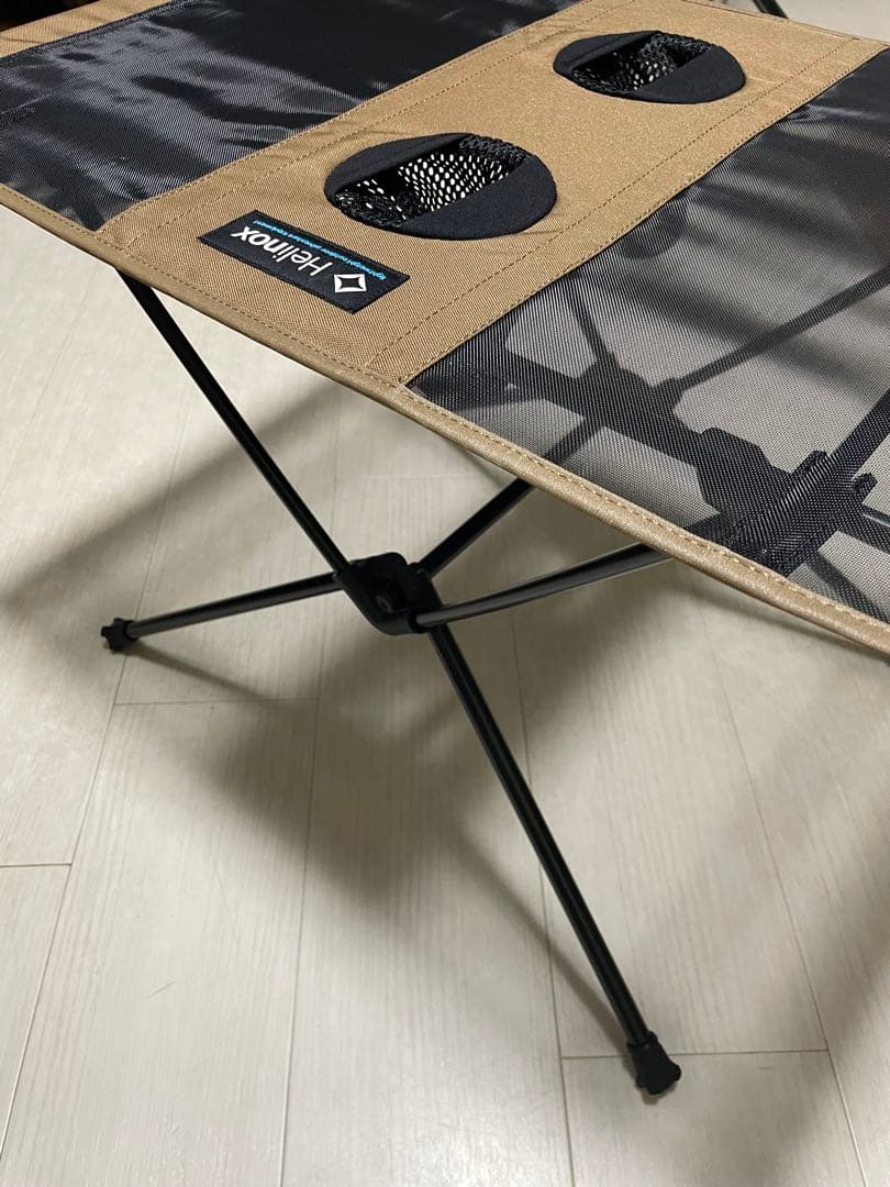 ぴーやー Helinox Table One アウトドアテーブル