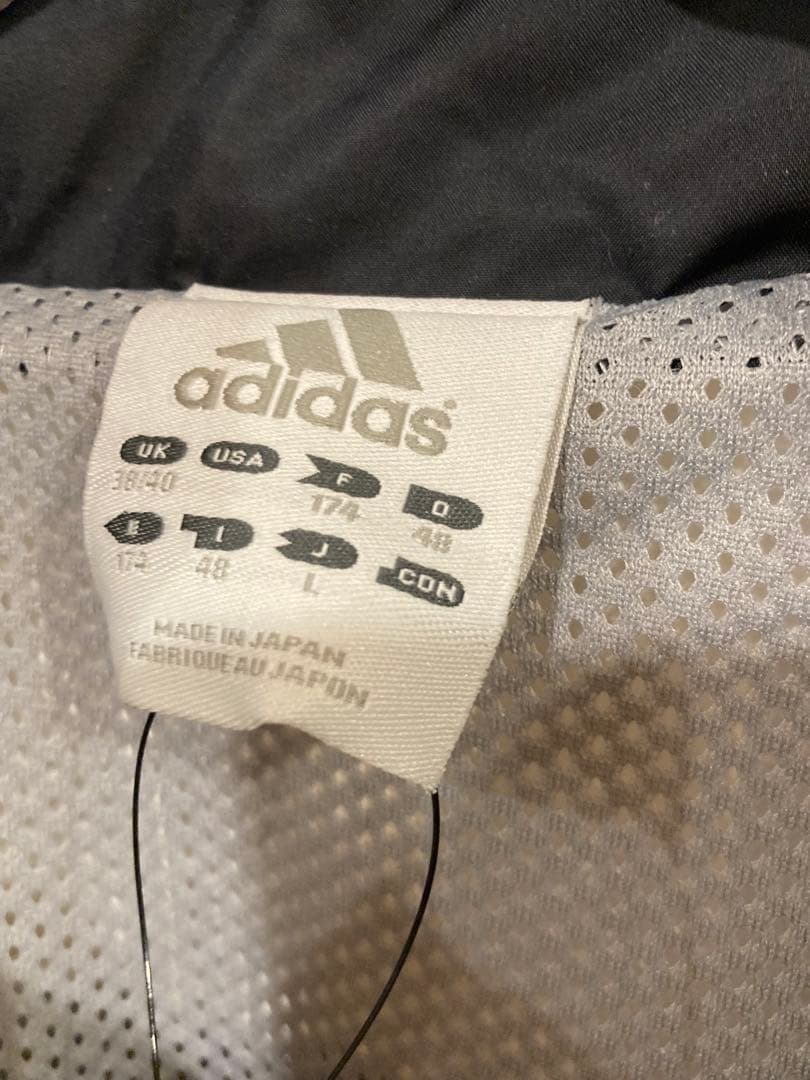 新品タグ付adidas製　慶應ウィンドブレーカー　L