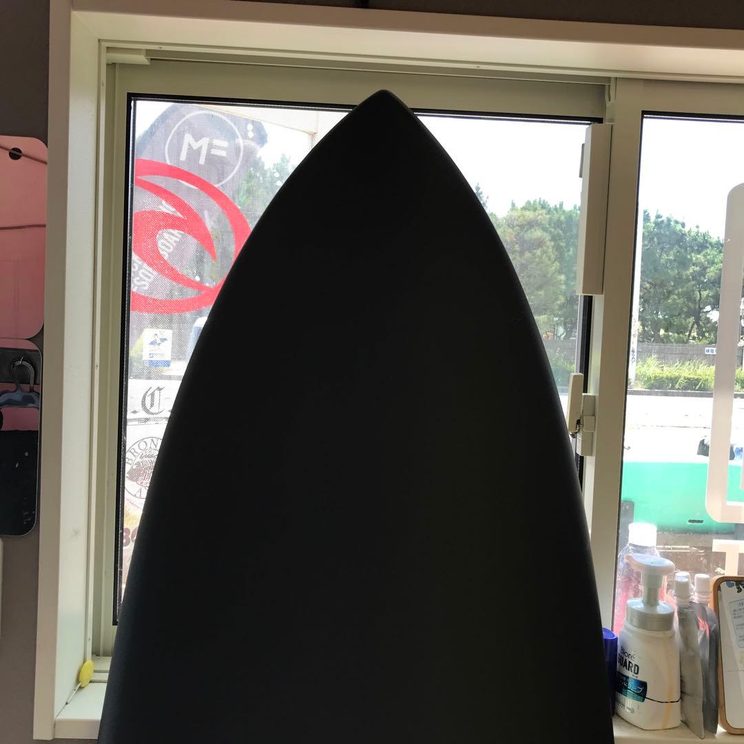 ドロップアウト引き渡し専用ブラックショートボード6,0カーボン2月末-3￼月上旬