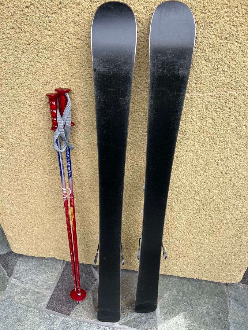 Rossignol スキー板とポール