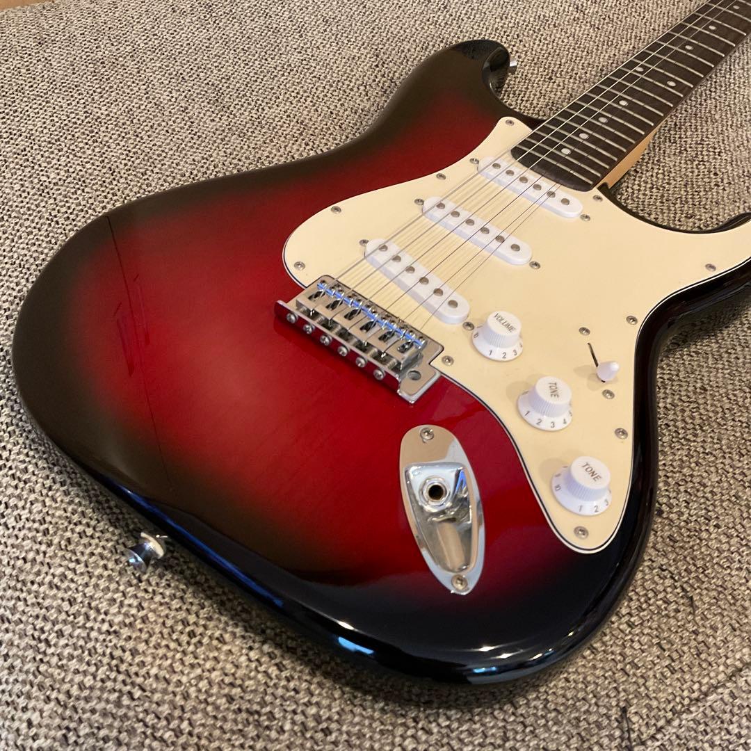 け*ん様 美品 エレキ ギター　ストラトキャスタータイプ　SELDER　パープル