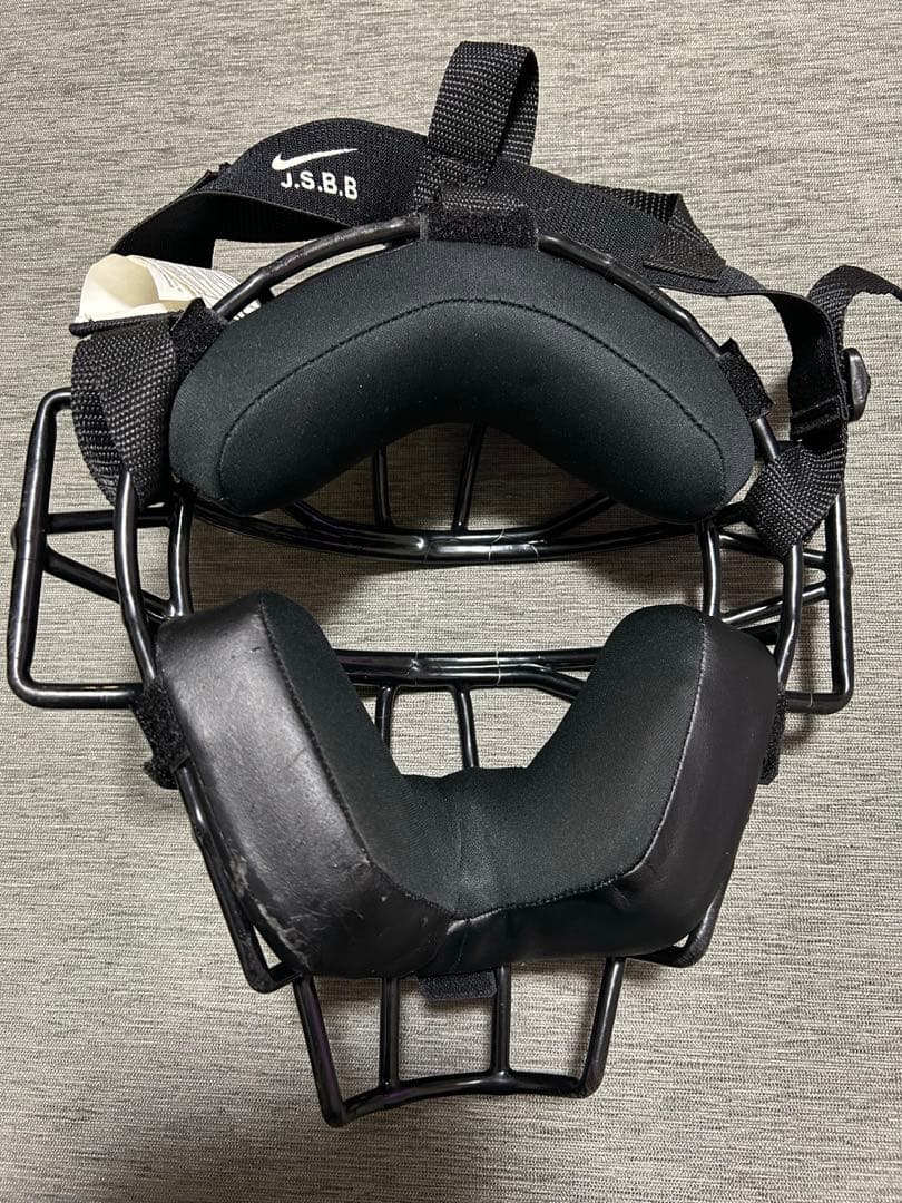 Nike J.S.B.B キャッチャー用プロテクターセットです。軟式用