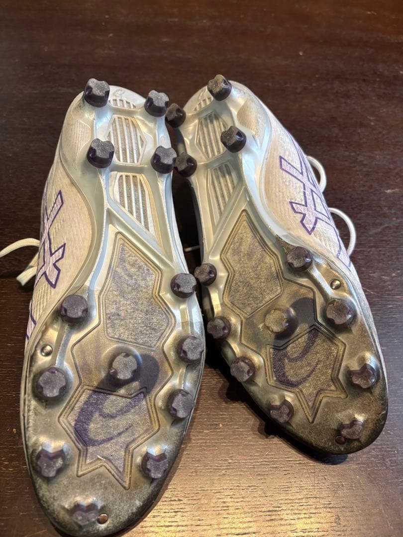 ASICS スパイクシューズ ホワイト・パープル アクロスプロ2