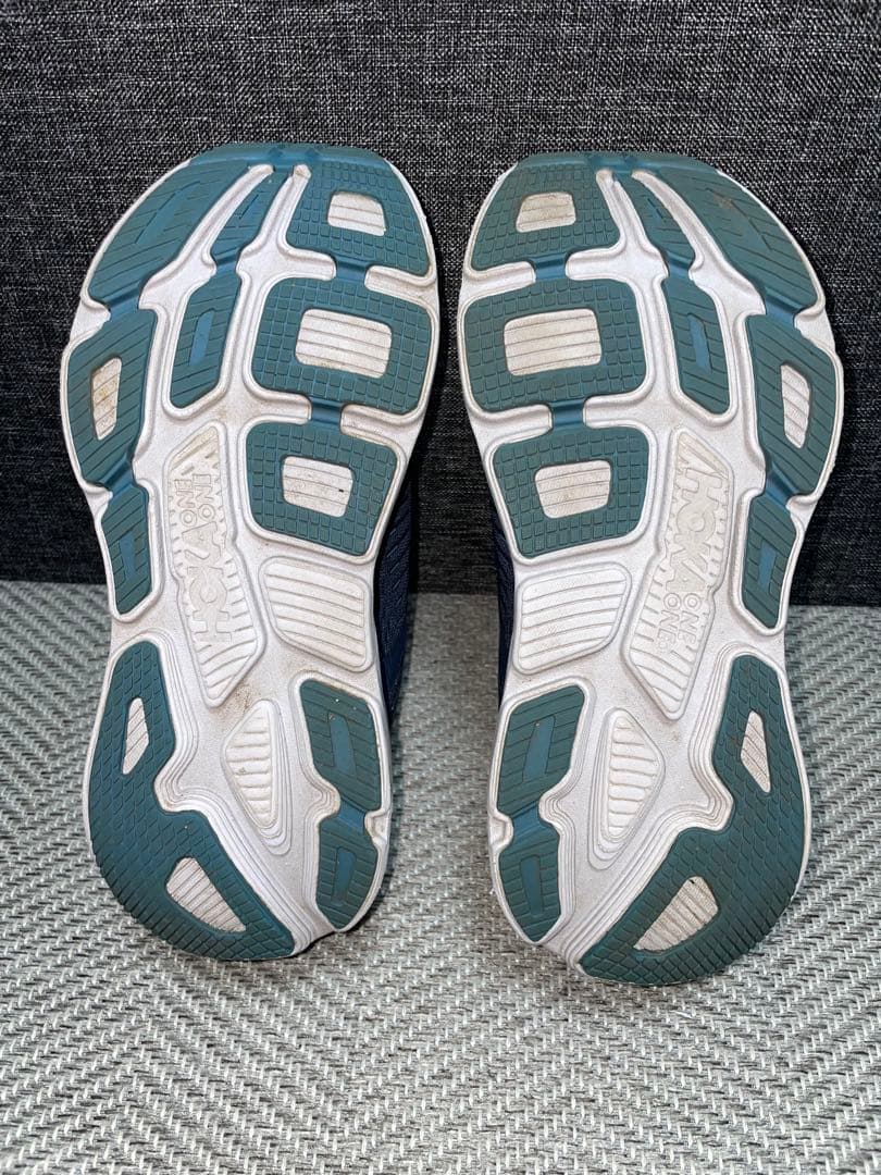 HOKA BONDI7 （ホカオネオネ　ボンダイ）ランニングシューズ
