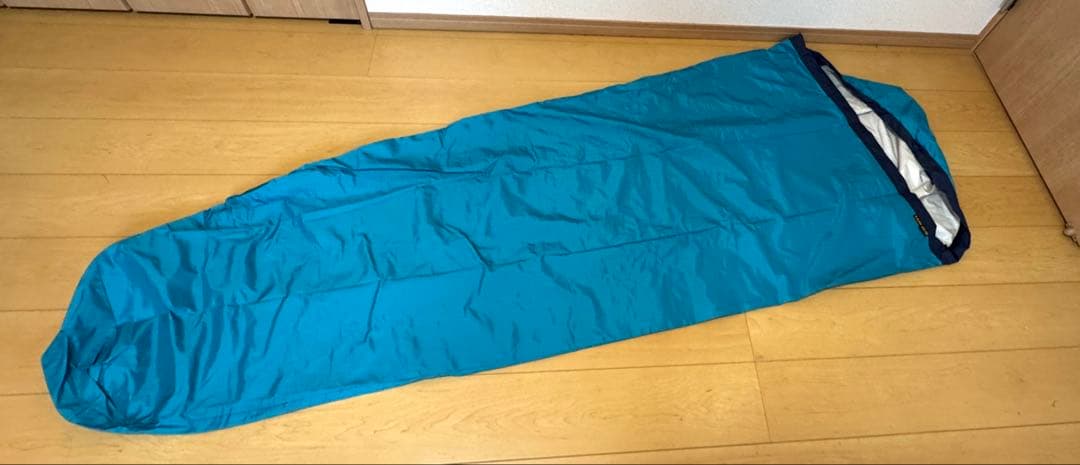 美品　BAILESS バイレス　ゴアテックス シュラフカバー