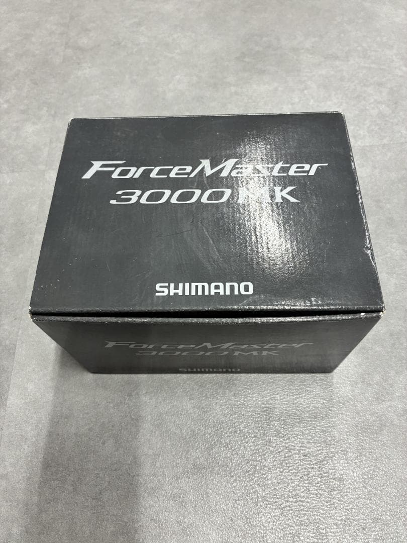 SHIMANO 電動リール 3000 MK、バッテリー付