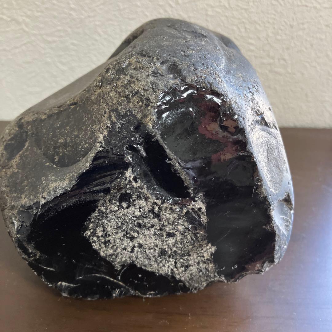 黒曜石　鑑賞石　1.7kg
