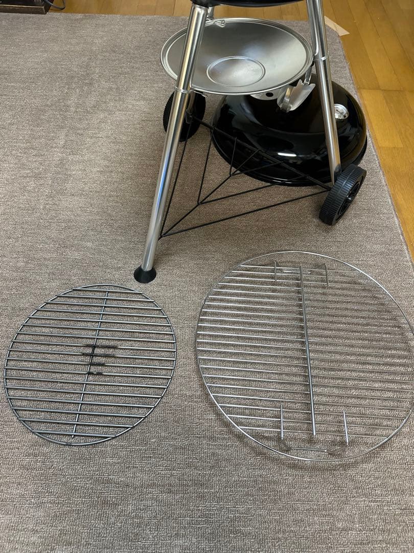【新古品】　Weber ウェーバー バーベキューコンロ 47cm 温度計付き