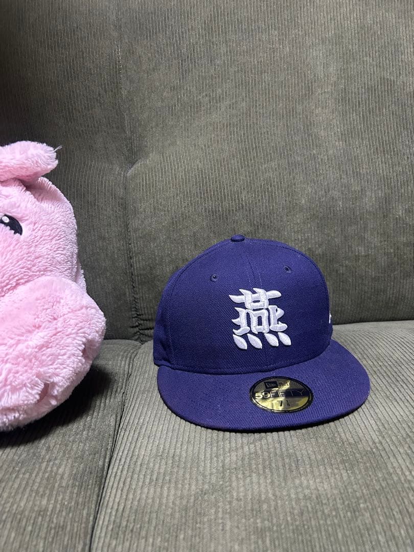 ヤクルトスワローズ　New Era 59FIFTY ネイビー キャップ　燕