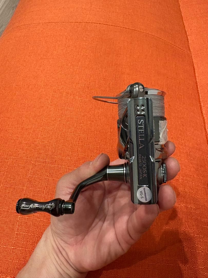 22ステラ　2500S スピニングリール