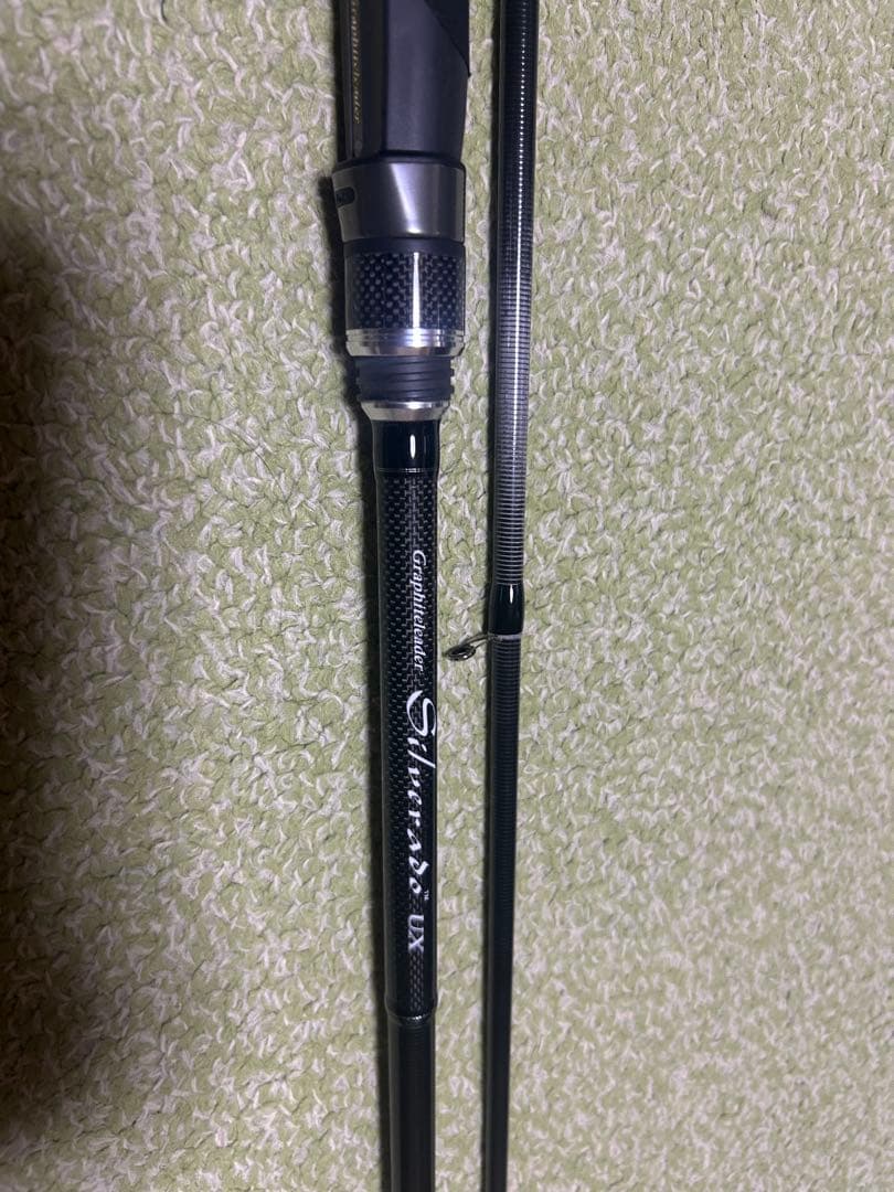 24 シルべラードUX 782M