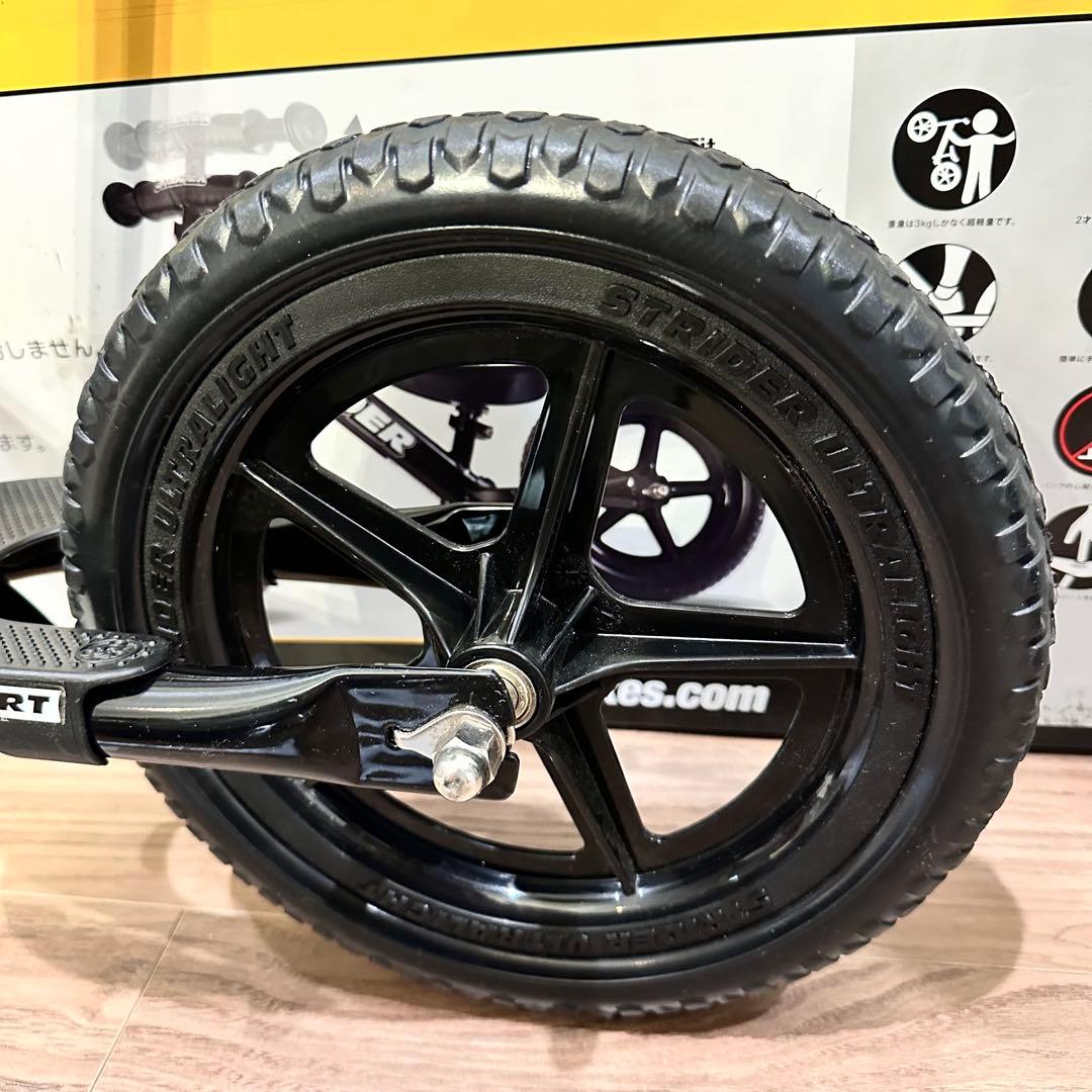 未使用品級　ストライダー スポーツ　黒　12インチ