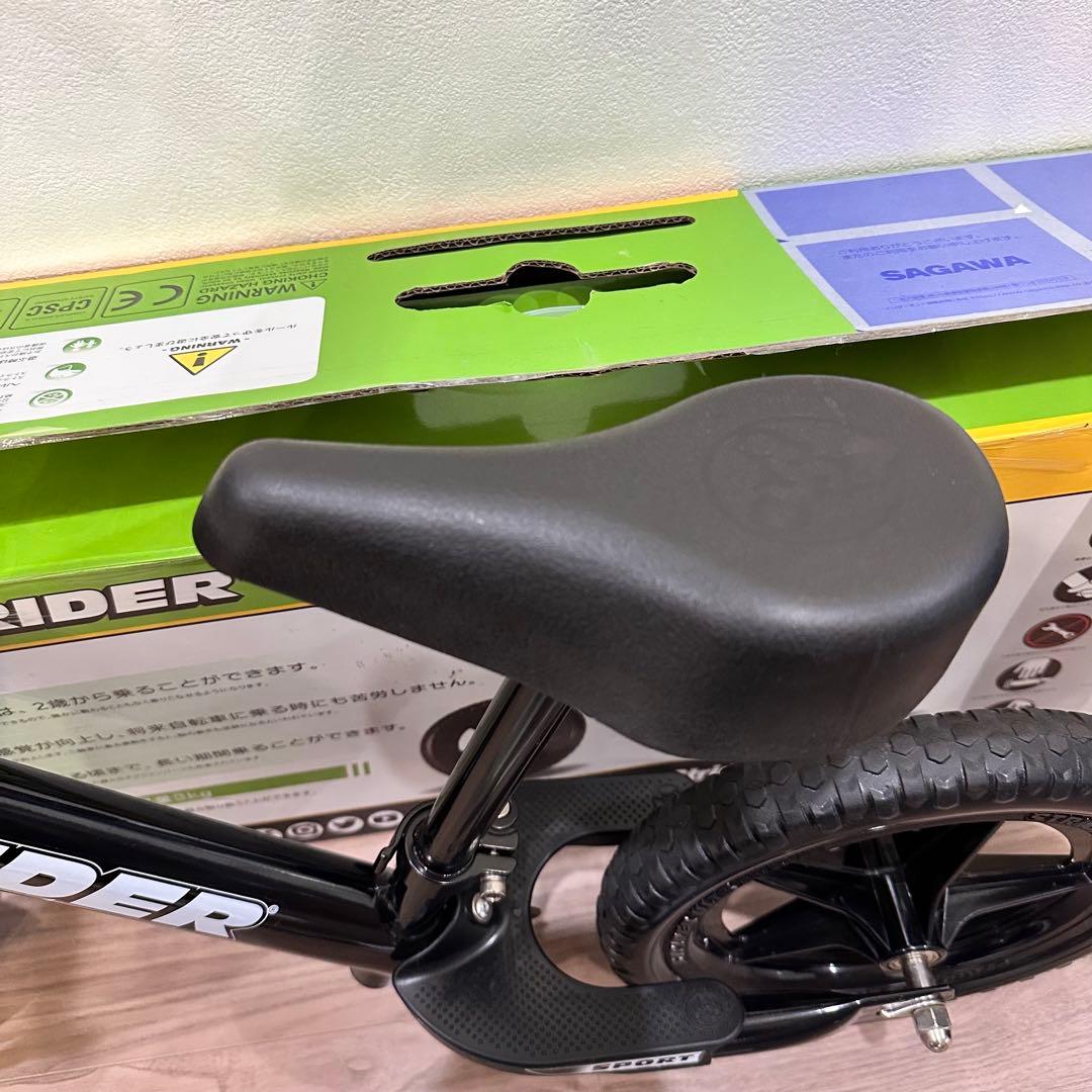 未使用品級　ストライダー スポーツ　黒　12インチ