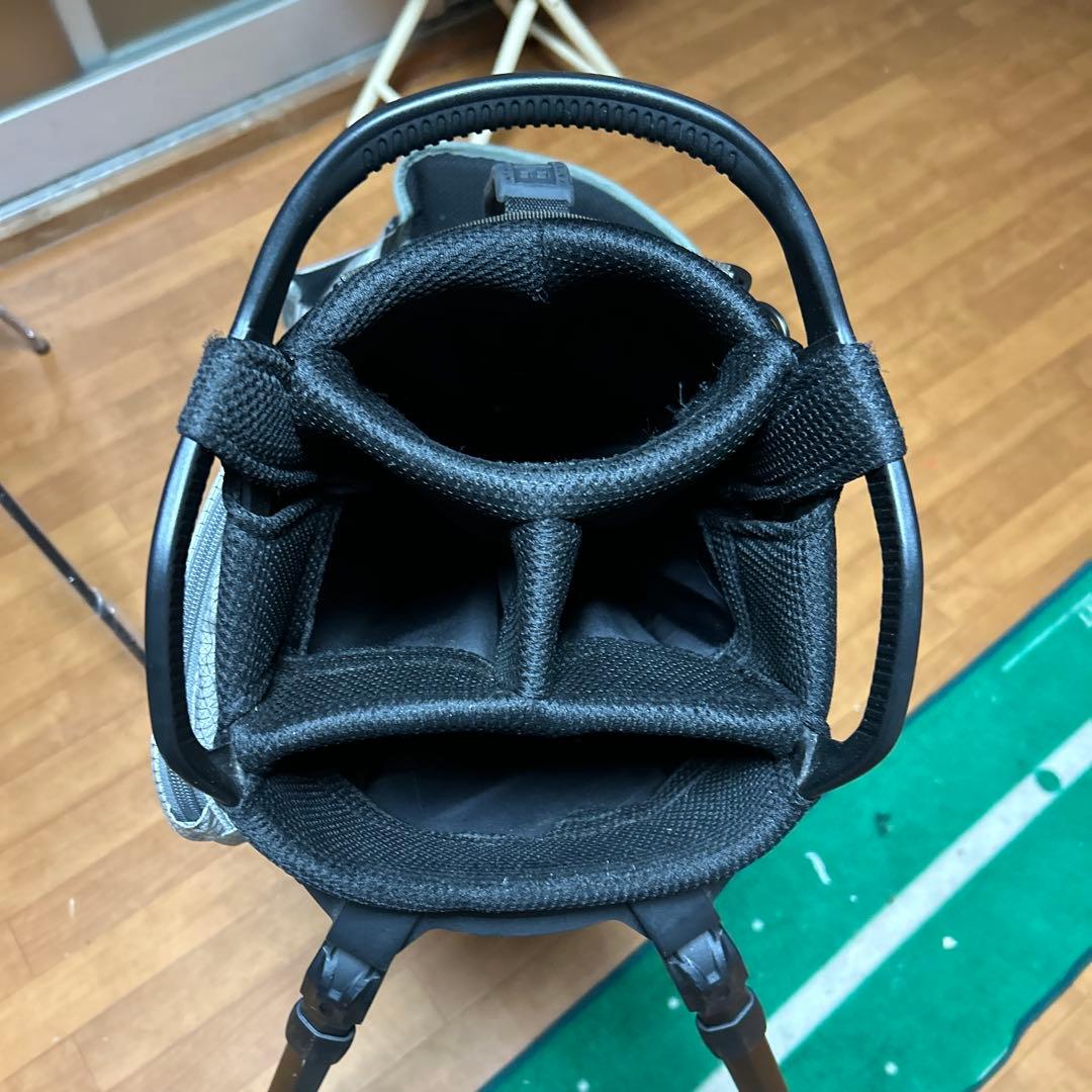 わ*ん様 BRIEFING キャディバッグ スタンド式 グレー　おまけ付き