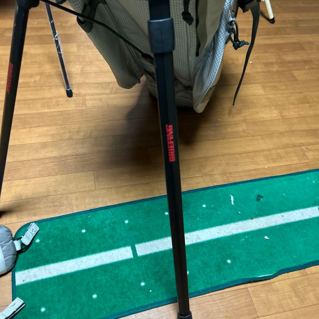 わ*ん様 BRIEFING キャディバッグ スタンド式 グレー　おまけ付き