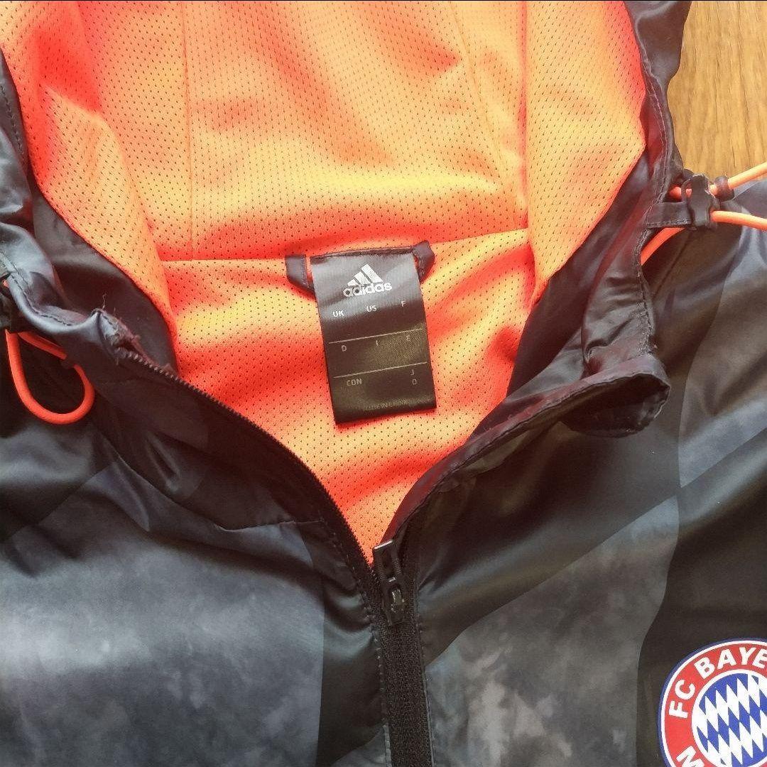 アディダス　バイエルミュンヘン　ウィンドブレーカー　サッカー　上下　セットアップ