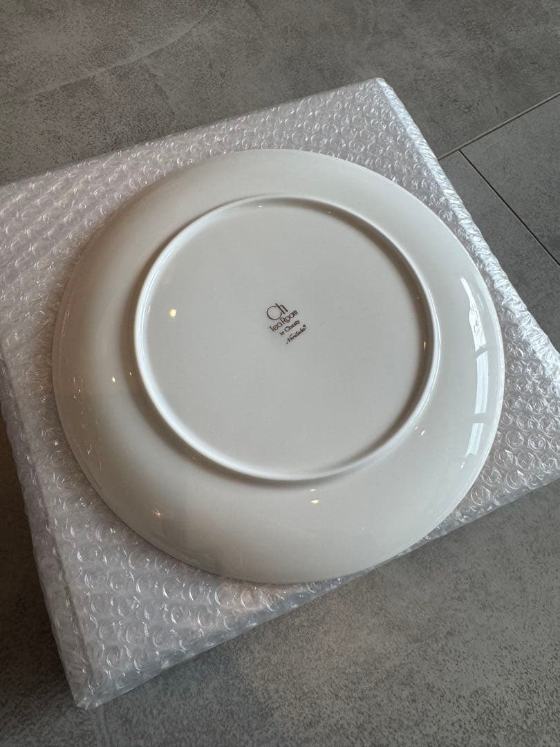新品　Noritake チェスティ 23cmプレート