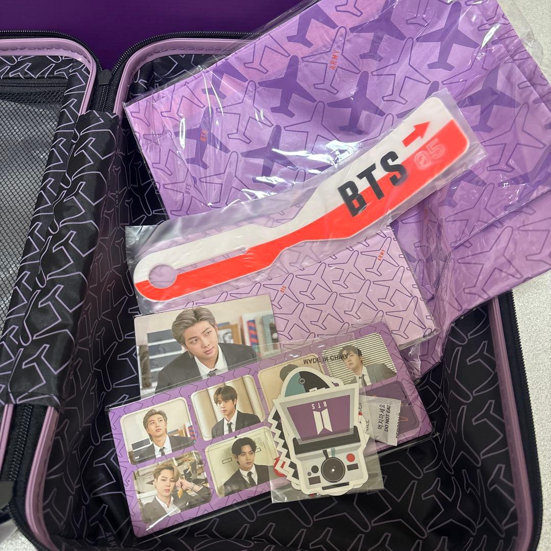 BTS キャリーケース　新品未使用　ノベルティ付き　値下げ可能