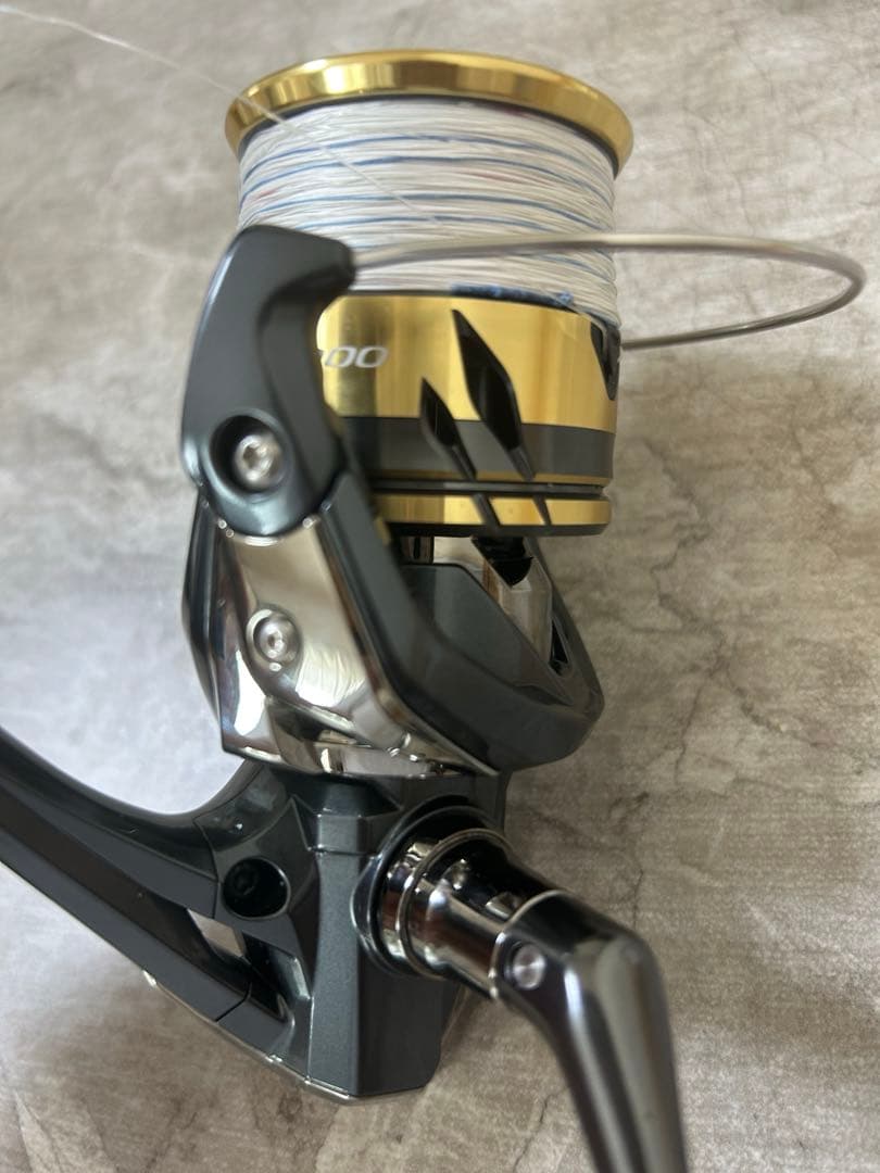 SHIMANO リール　25アルテグラ4000