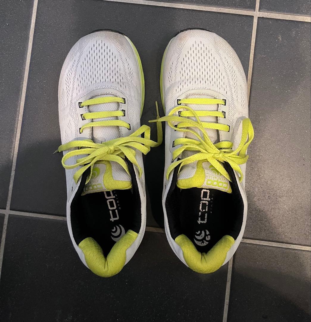 （値下）トポアスレチック topo 27cm fli-lyte3 フライライト3