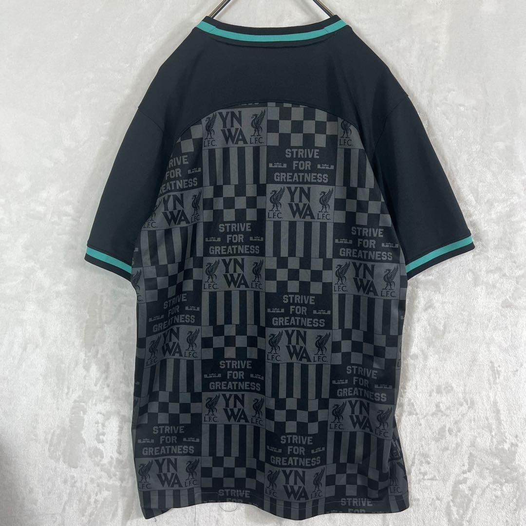 Nike LeBron James × リヴァプールFC Stadium