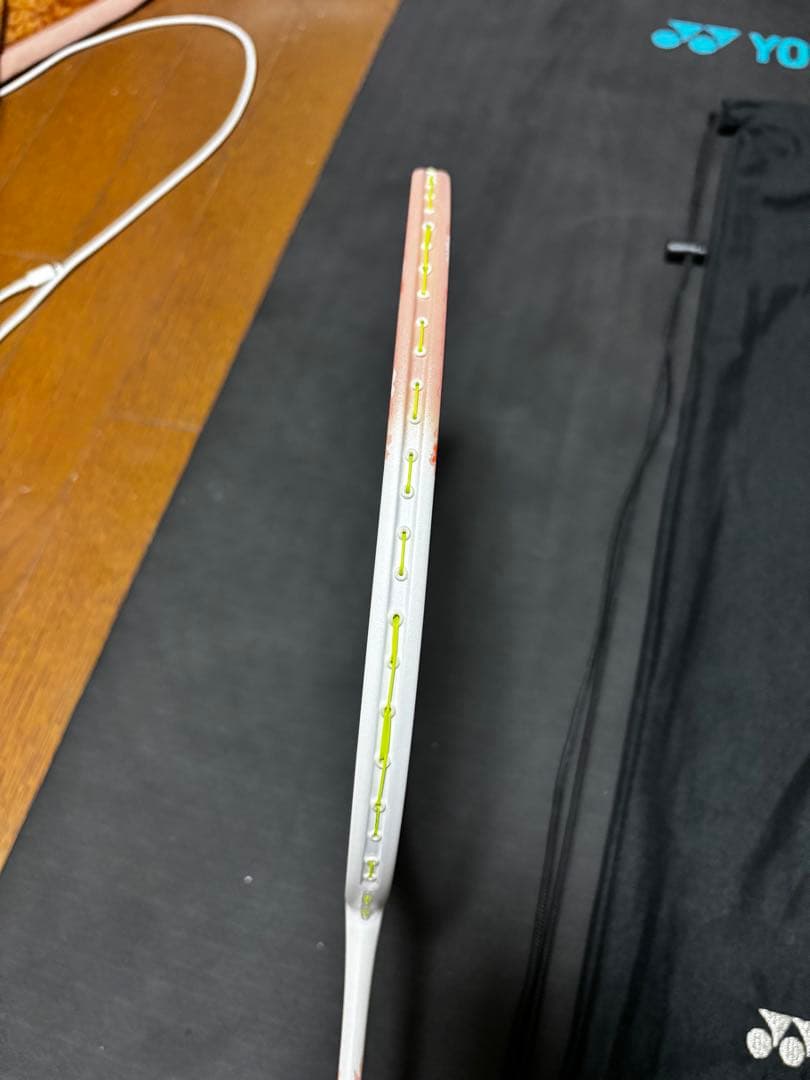 ヨネックス ナノフレア300 ケース付き