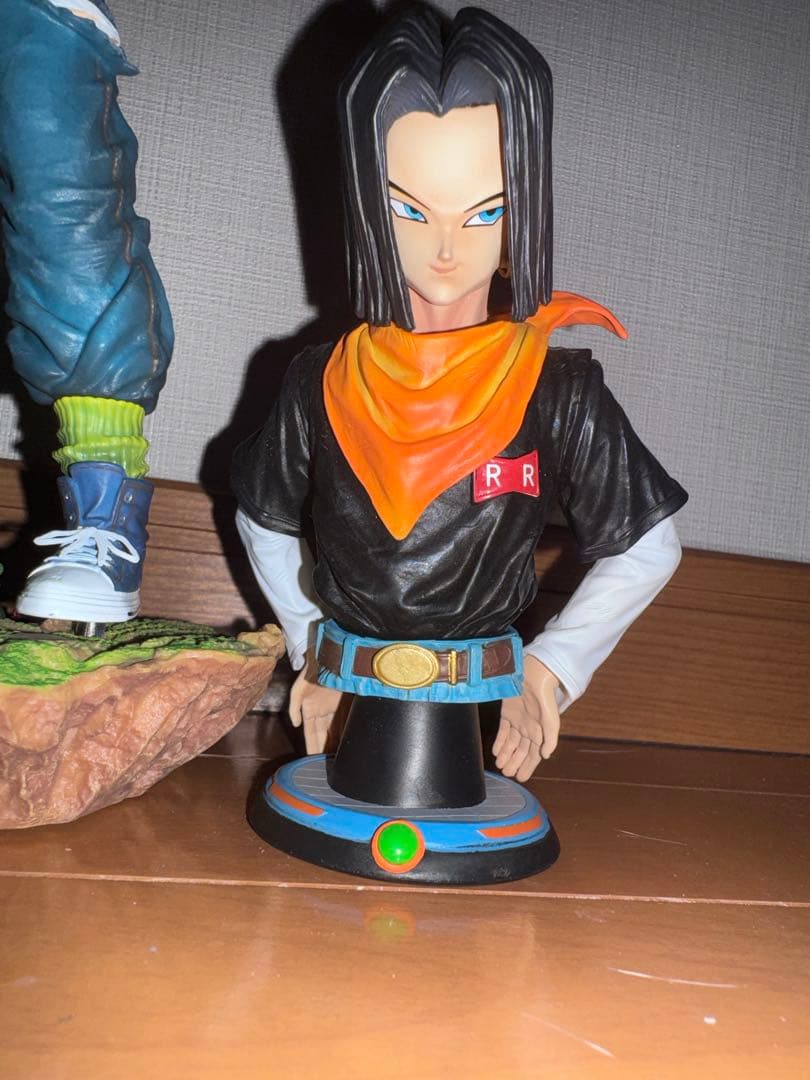 ドラゴンボール 人造人間17号 フィギュア ラピス