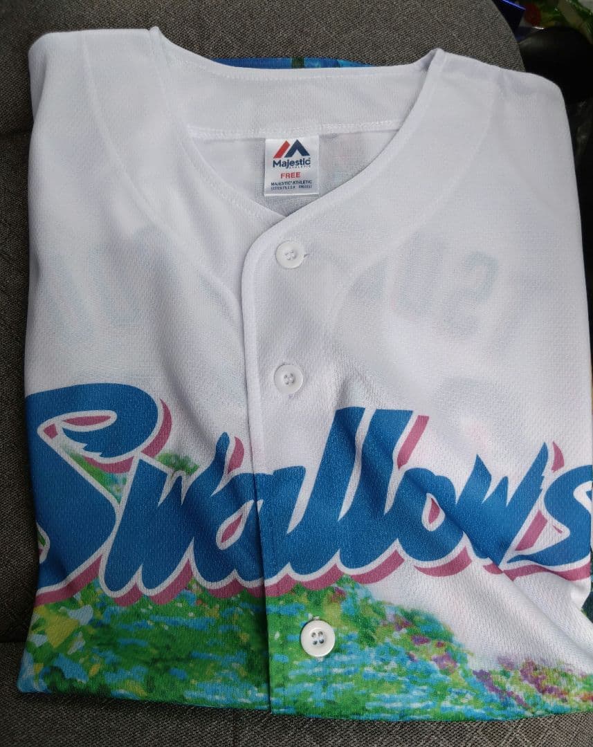 東京ヤクルトスワローズ　 つば九郎　五月晴れビジュアルユニフォーム　 未開封品