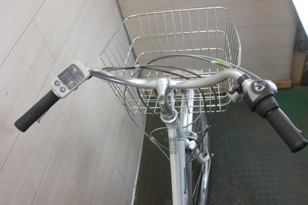 電動自転車 パナソニック　26インチ　3段 8.0Ah 充電器あり