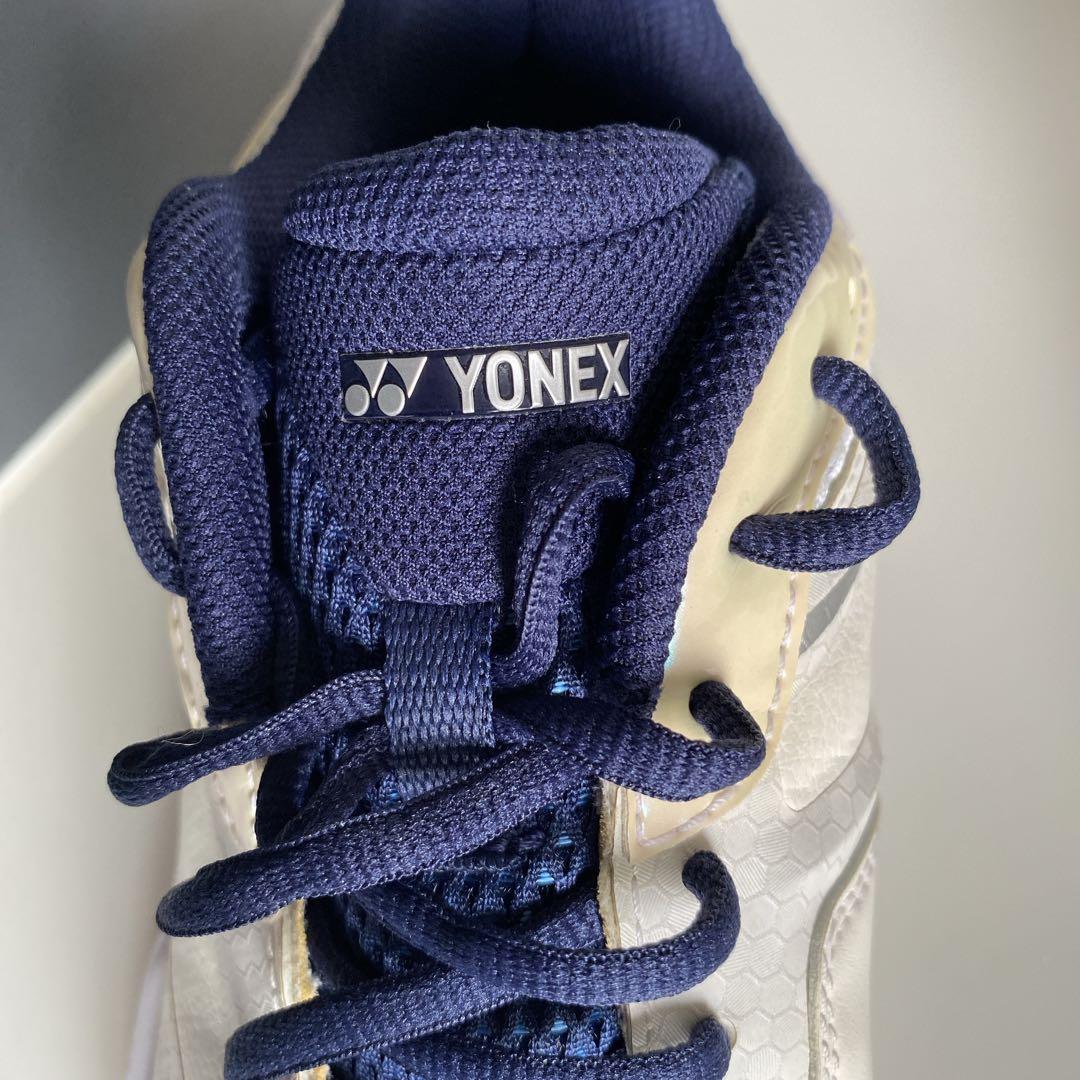 YONEX 66Z 25cm ホワイト新品同様 極美品 ソール減りなし希少モデル