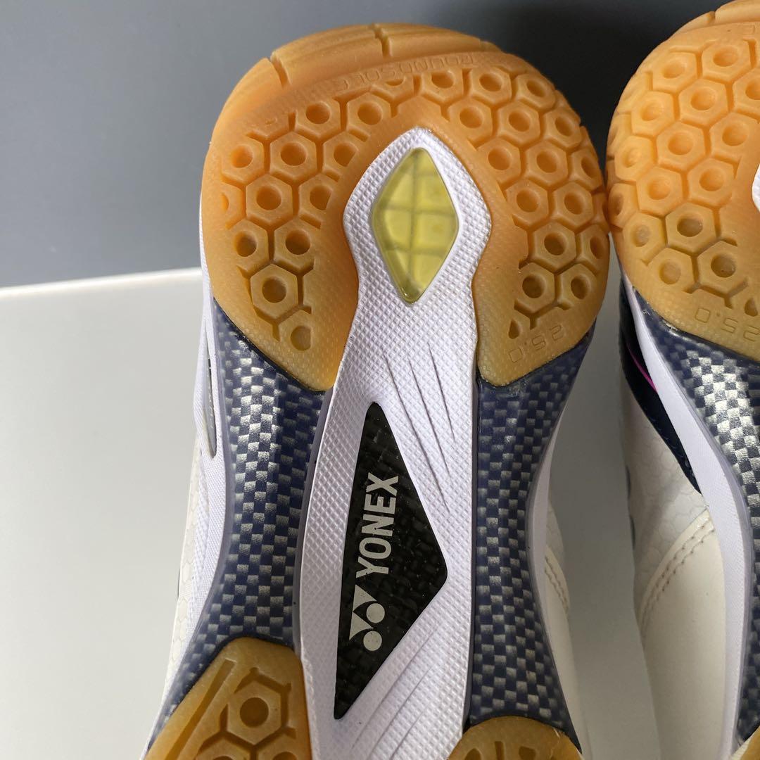 YONEX 66Z 25cm ホワイト新品同様 極美品 ソール減りなし希少モデル