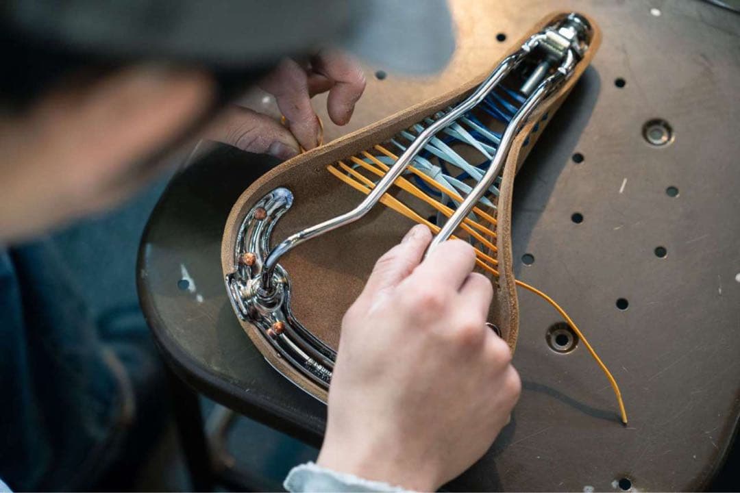 BROOKS × BLUE LUG ”B17 ナチュラル