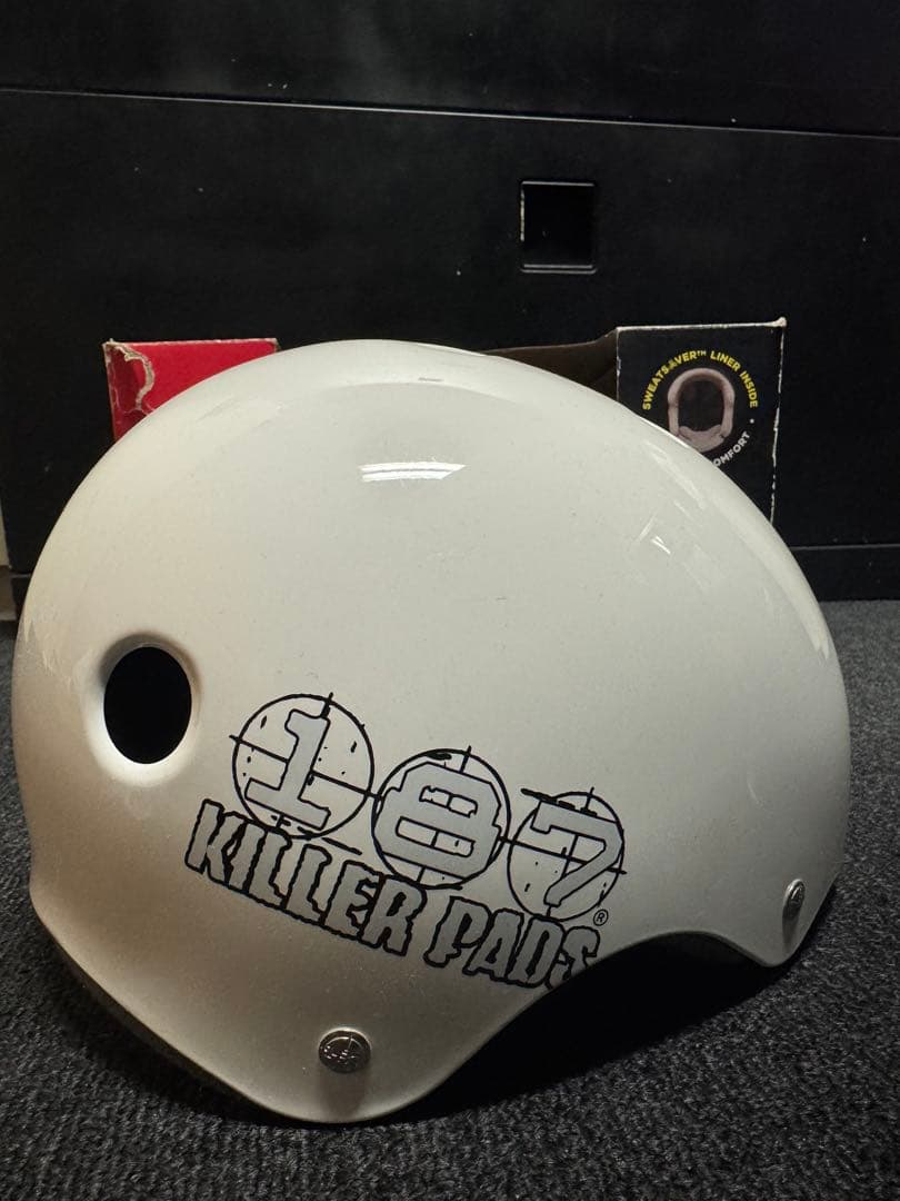187 KILLER PADS ヘルメット Sサイズ