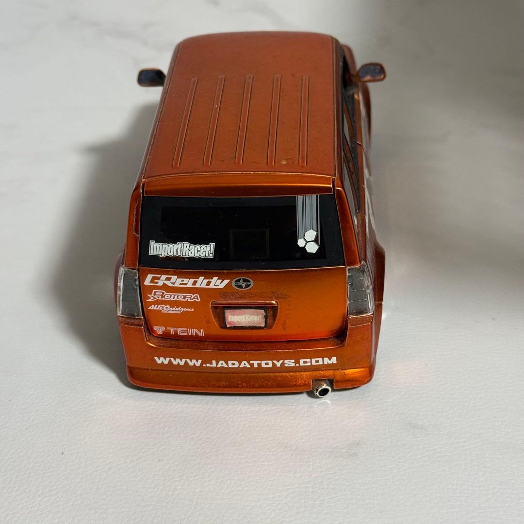 SCION xb サイオン 1/24スケール ミニカー