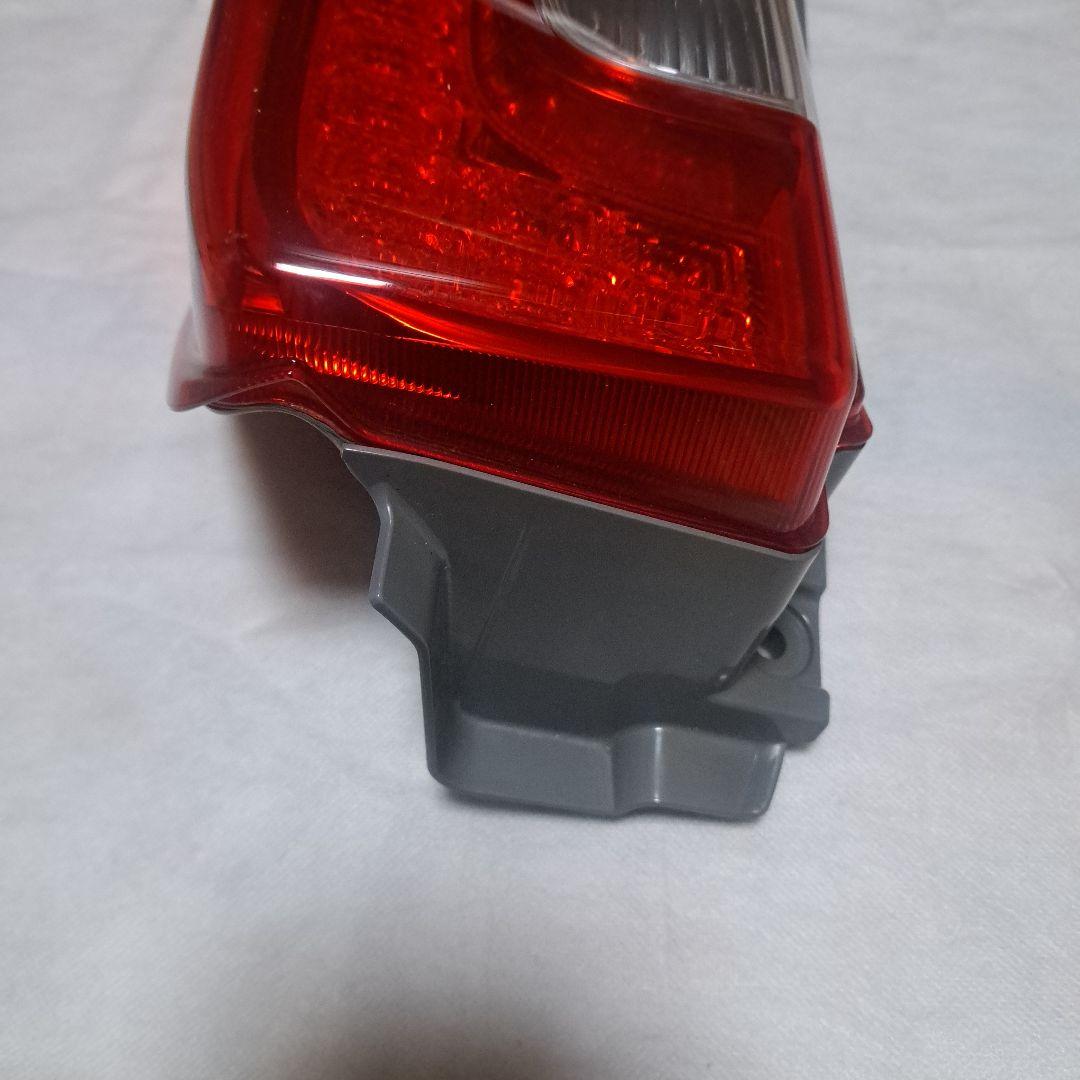ダイハツ★タント★タントカスタム★LA600S★LED テールランプ★右側★良品
