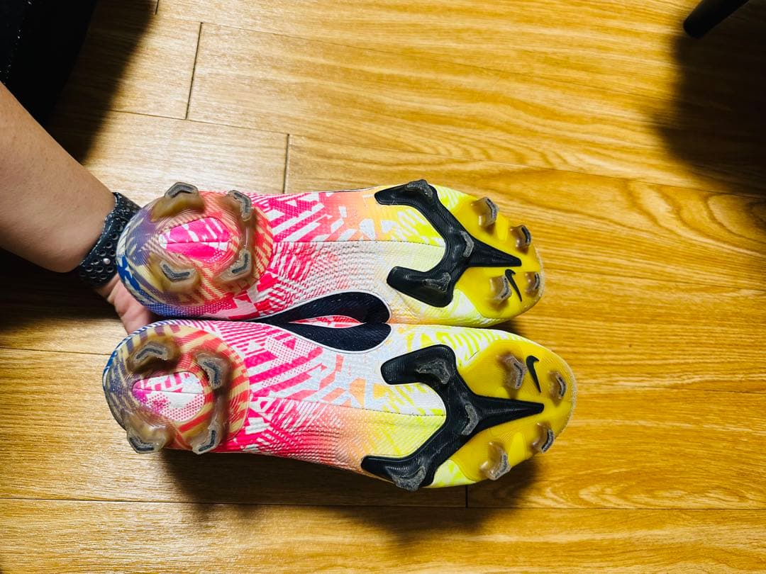 マーキュリーアルVapor 13 ネイマール限定