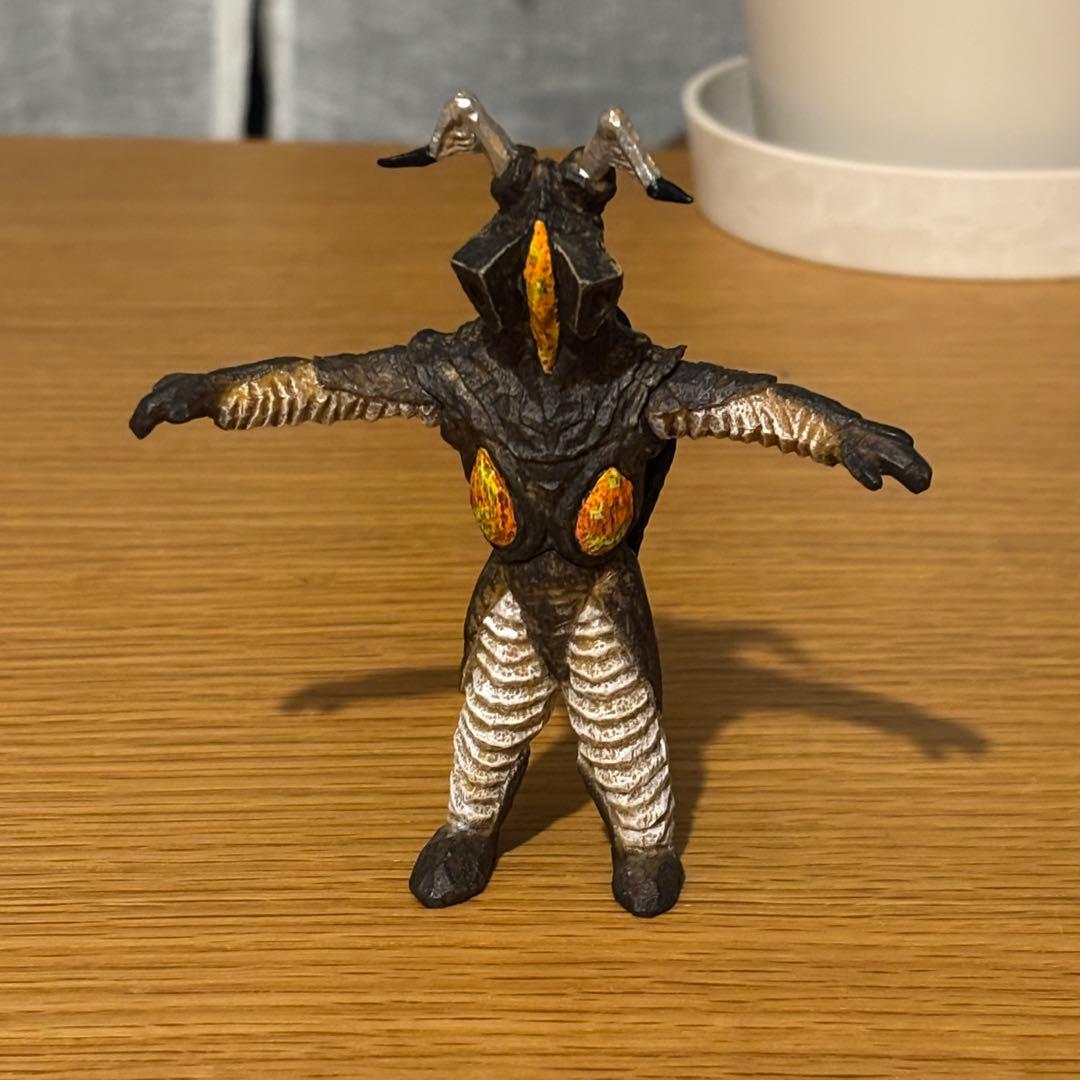 t*e様 はしもとみおのウルトラ怪獣彫ってみた。01 ＆ 02 ギャンゴ以外の7