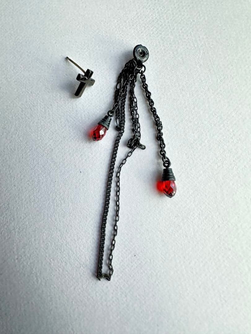 【美品】VAMPS FC限定ピアス『BITE II』