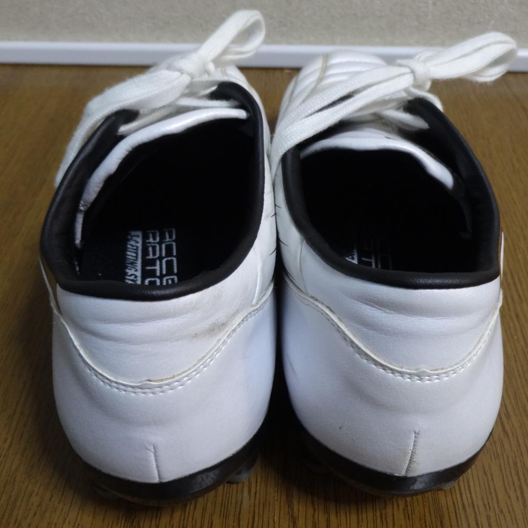 UMBRO サッカースパイク UU2UJA01WG アクセレイター F-LASH