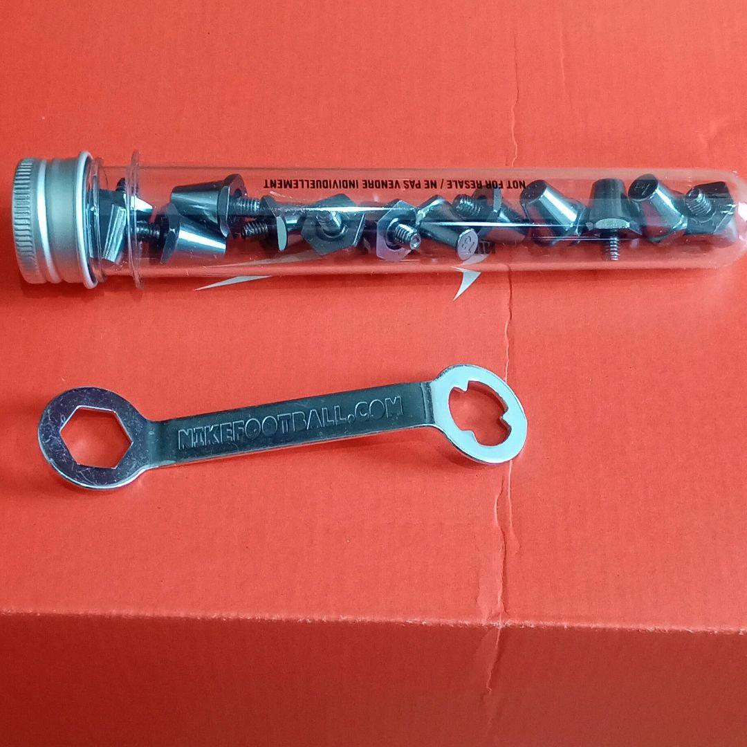 ナイキ　マジスタ　オーパス　SG 26.5cm