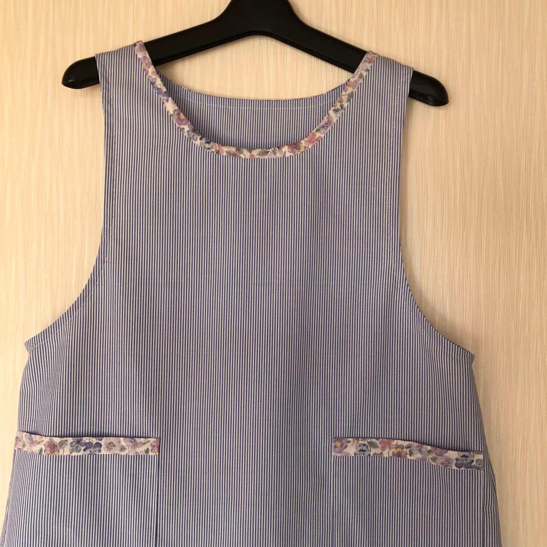 ゆん　エプロン　ハンドメイド　保育士　スワッグ柄　綿麻